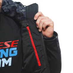 Dainese Ignite Textile Hooded Jacket 13 Dainese Ignite Textile Hooded Jacket -GearUp Moto D1735211 93H DaineseIgniteTextileHoodedJacketmodelinside