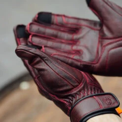 Merlin Glory Leather Gloves Oxblood -GearUp Moto MerlinGloryLeatherGlovesOxbloodME MLG044OXBLifestyle4
