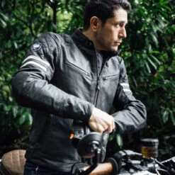 Merlin Hixon II Leather Jacket Black -GearUp Moto MerlinHixonIILeatherJacketBlackME MPL059BLKLifestyle