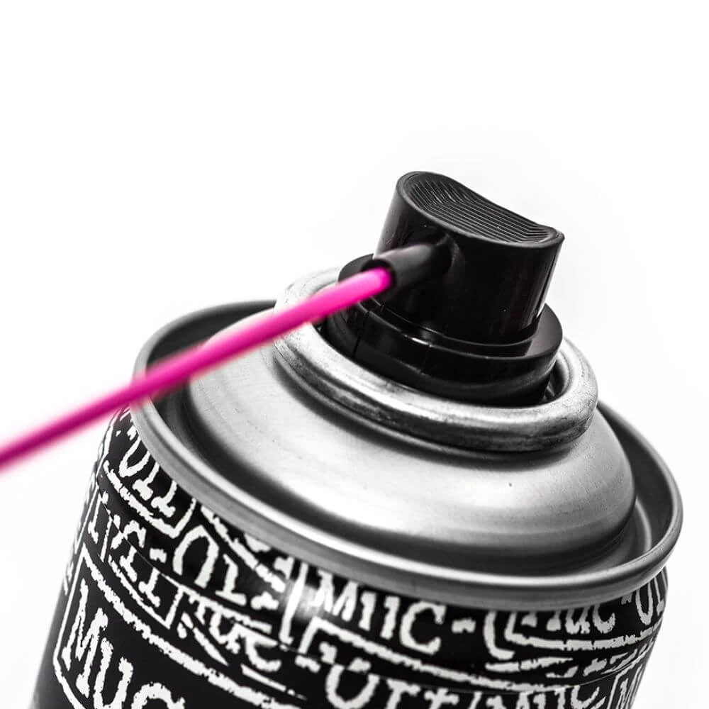 Muc-Off Motorcycle All-Weather Chain Lube (400ml) 4 Muc-Off Motorcycle All-Weather Chain Lube (400ml) - Image 2