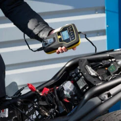 Oxford Oximiser 3X Advanced Battery Management System -GearUp Moto OxfordOximiser3XAdvancedBatteryManagementSystemEL200Operation