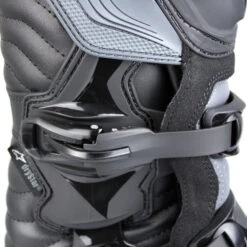 Triumph Corozal Adventure Drystar Boots Black 11 Triumph Corozal Adventure Drystar Boots Black -GearUp Moto TriumphCorozalDrystarBootsMBTA22801BuckleDetail