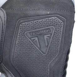 Triumph Corozal Adventure Drystar Boots Black 12 Triumph Corozal Adventure Drystar Boots Black -GearUp Moto TriumphCorozalDrystarBootsMBTA22801ClosureDetail