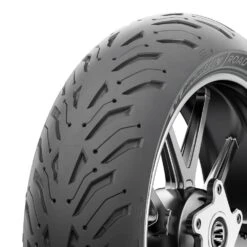 Michelin Road 6 GT Motorcycle Tyres -GearUp Moto image343097420